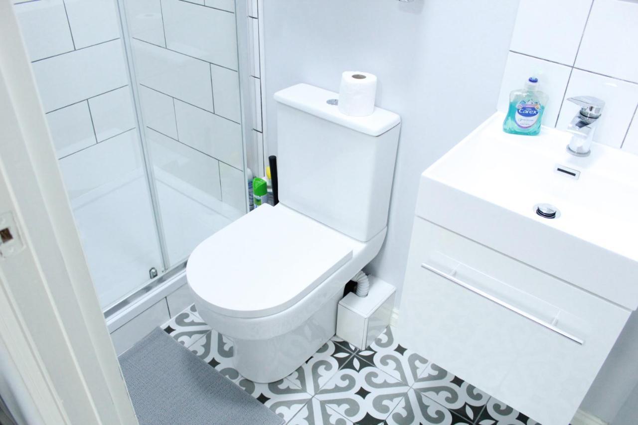 Privatunterkunft Stylish Ensuite 15 Mins To London